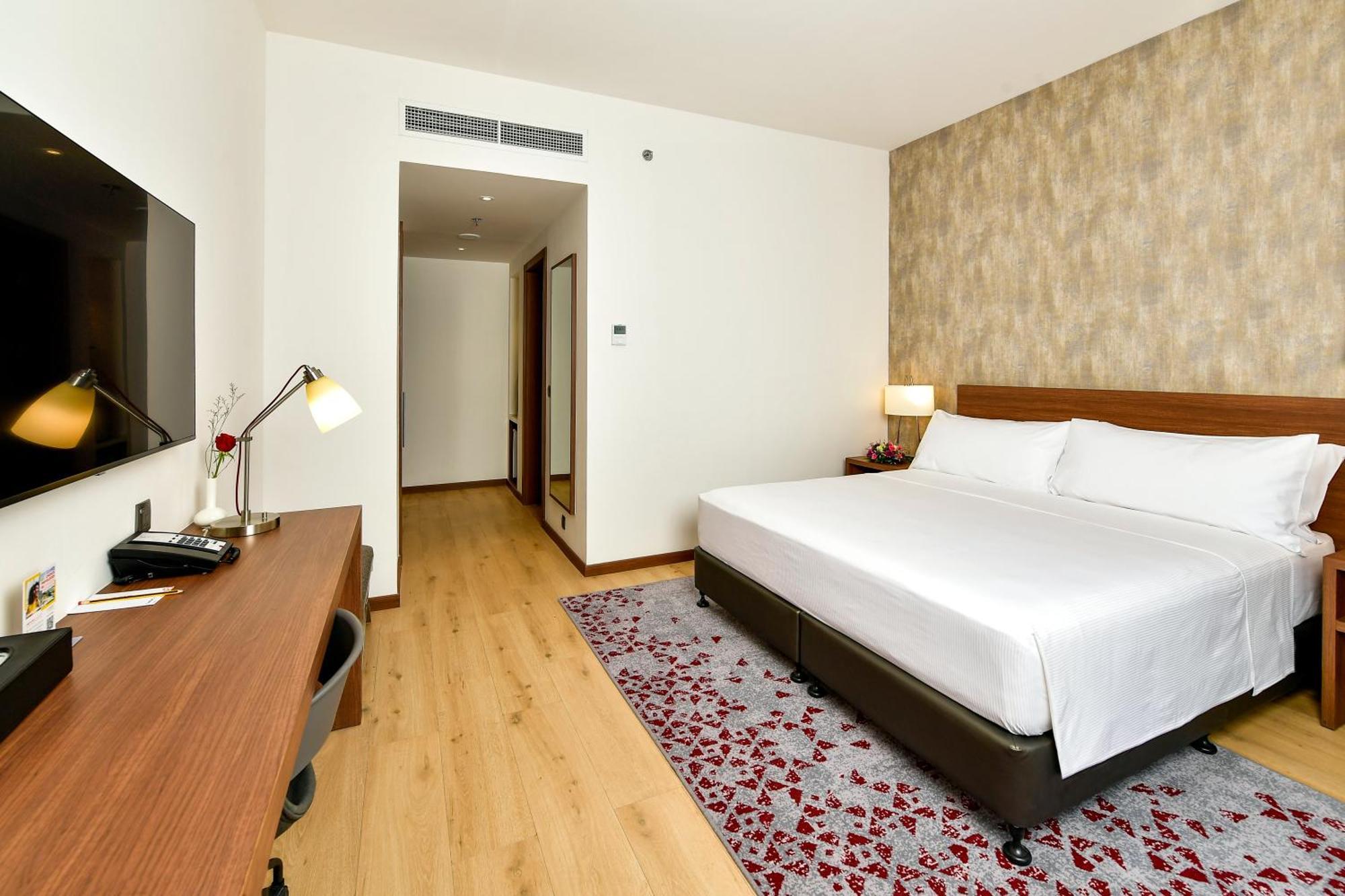 Comfort Hotel Riyadh Olaya ภายนอก รูปภาพ